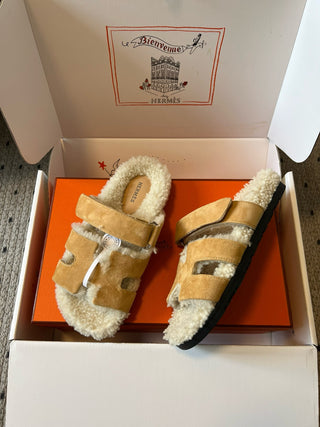 Herme* top autumn and winter new H-shaped leather plush slippers
