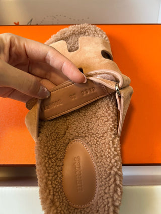 Herme* top autumn and winter new H-shaped leather plush slippers
