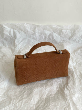 L23 Vertical Striped Golden Brown