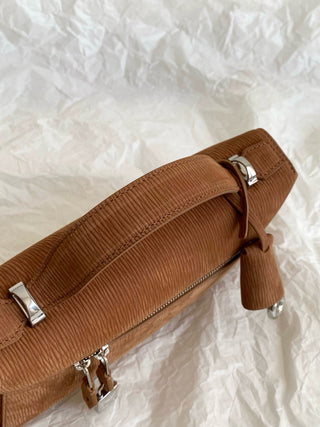 L23 Vertical Striped Golden Brown