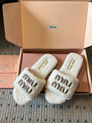 Miu Mi* new autumn and winter fur slippers