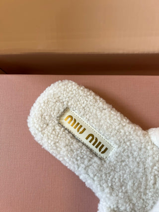 Miu Mi* new autumn and winter fur slippers
