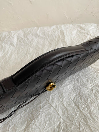 BV andiamo Slouch clutch, chocolate brown