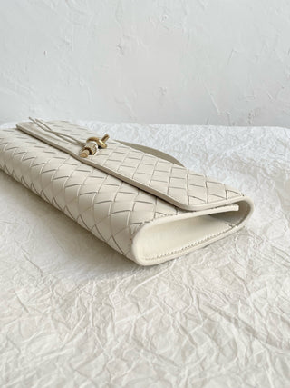bv andiamo slouch clutch, sea salt white