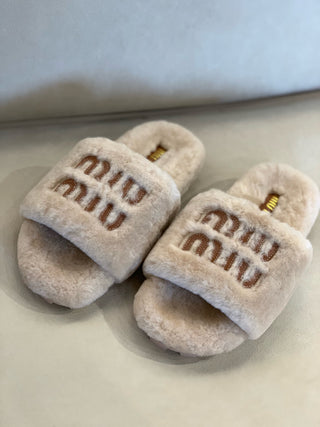miumi* autumn and winter fur slippers