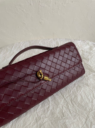 BV andiamo Slouch clutch, burgundy