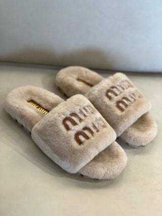 miumi* autumn and winter fur slippers