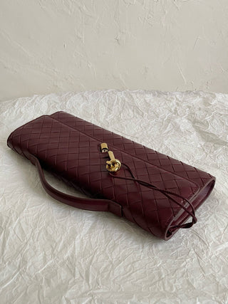 BV andiamo Slouch clutch, burgundy