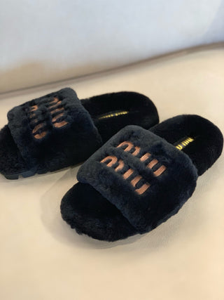 miumi* autumn and winter fur slippers