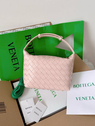 BV Wallace Bento Box with Lotus Flour