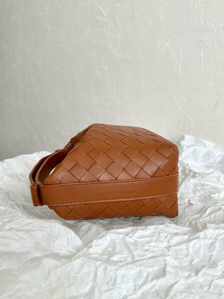 BV Wallace lunchbox bag, natural wood color