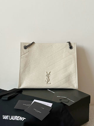 ys1 niki shopping bag medium wax white