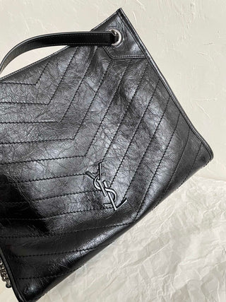 ys1 niki shopping bag medium wax black