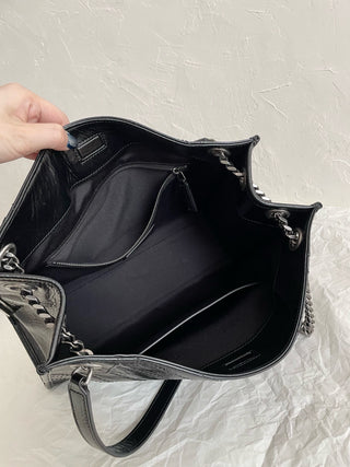 ys1 niki shopping bag medium wax black