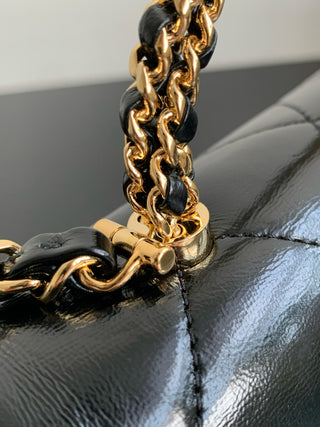 Chane* Chain Handle Square Fat Black