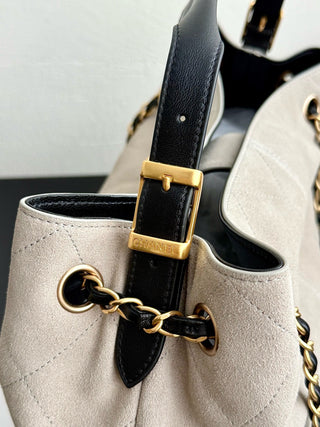 CHANE*  25A Grey Suede Color Block