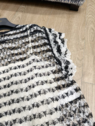 2026 Newest Black and White Lace Top