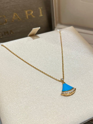 𝐵𝑉𝐿𝐺𝐴𝑅𝐼 Small fan necklace with diamonds, turquoise and rose gold (925 silver)