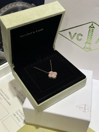 VCA new pink shell with diamond four-leaf clover necklace (925 silver + zircon)