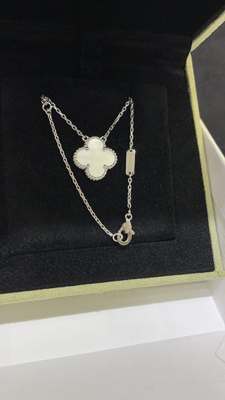 VCA Classic White Mother-of-Pearl Four-Leaf Clover Platinum Necklace (925 Silver + Brass)