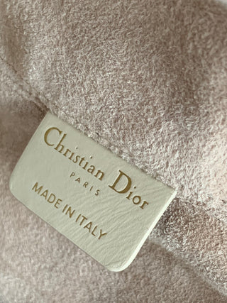 Toujours Beige Medium