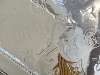 Silver mirror finish patent leather small shell bag