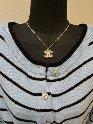 𝑪𝒉𝒂𝒏𝒆* New Pink Acrylic Necklace with Double C Backpack Clasp and Gold Tone (Brass, Custom Resin)