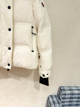 Moncle* New Anglin Women's Down Jacket