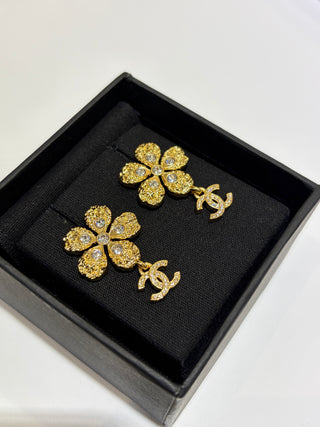 26C Early Spring New Arrival: Rich Gold Flower Full Diamond Double C Earrings