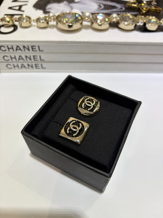 26C New Gold Double C Black Enamel Asymmetrical Stud Earrings