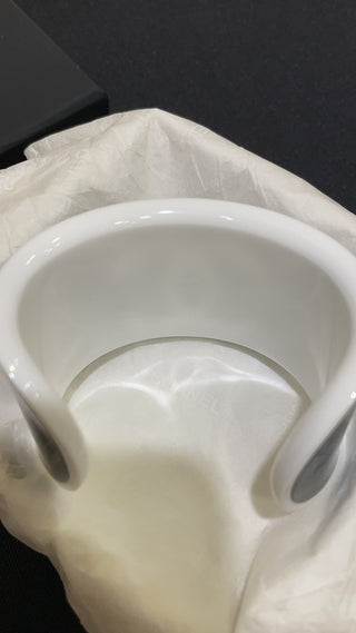 𝑪𝒉𝒂𝒏𝒆⭐️ Double C Acrylic Wide Open Bangle