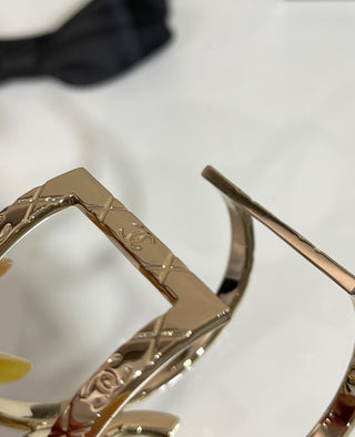 𝑪𝒉𝒂𝒏𝒆⭐️ New Gold Full Diamond Double C Quilted Wide Open Bracelet