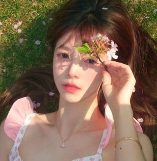 𝐵𝑉𝐿𝐺𝐴𝑅𝐼 Small fan-shaped rose gold necklace with full diamonds (925 silver + zircon)