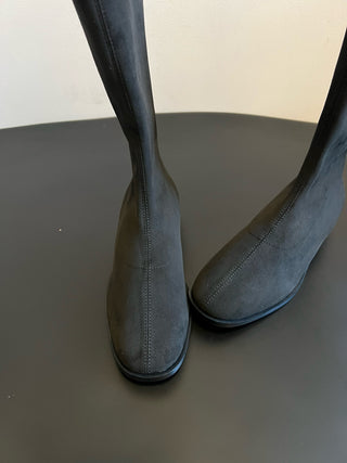 The Ro* Autumn/Winter New Retro Mid-Calf Boots