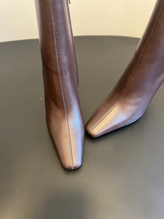 Saint Lauren* minimalist high-luxury classic pointed-toe high-heeled ankle boots