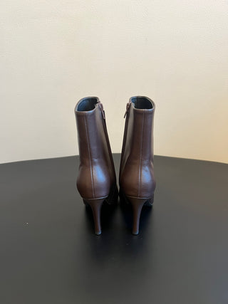 Saint Lauren* minimalist high-luxury classic pointed-toe high-heeled ankle boots