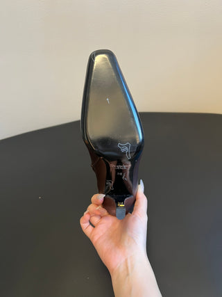 Saint Lauren* minimalist high-luxury classic pointed-toe high-heeled ankle boots