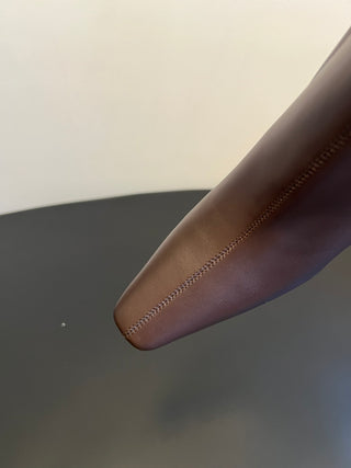 Saint Lauren* minimalist high-luxury classic pointed-toe high-heeled ankle boots