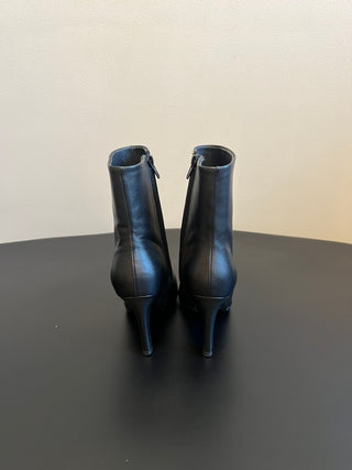 Saint Lauren* minimalist high-luxury classic pointed-toe high-heeled ankle boots