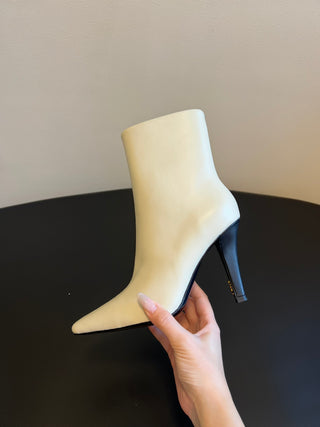 Saint Lauren* minimalist high-luxury classic pointed-toe high-heeled ankle boots