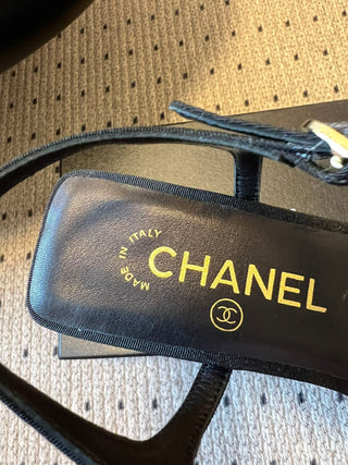 26ss Low-heeled ankle sandals with bow