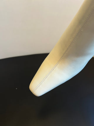 Saint Lauren* minimalist high-luxury classic pointed-toe high-heeled ankle boots