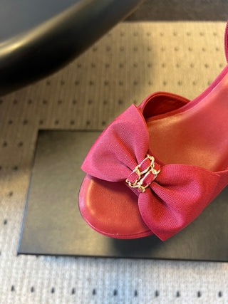 26ss Low-heeled ankle sandals with bow