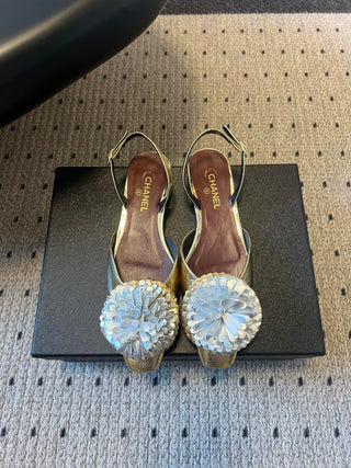 Spring/Summer Camellia-Embellished Strappy Flat Sneakers