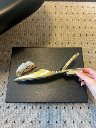 Spring/Summer Camellia-Embellished Strappy Flat Sneakers