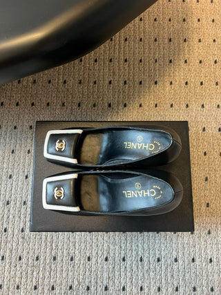 square-toe chunky heels