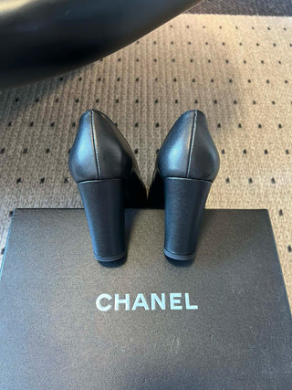 square-toe chunky heels