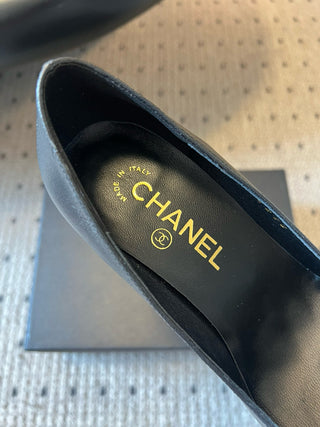 square-toe chunky heels