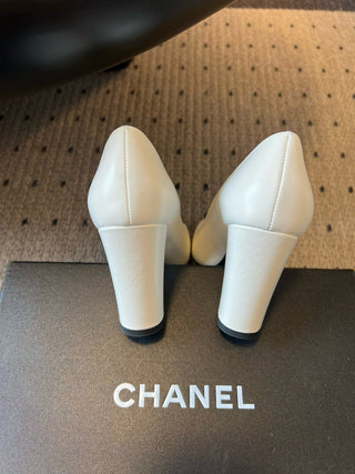 square-toe chunky heels