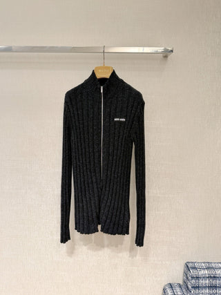 New Arrival: Slim Fit Knit Zipper Top